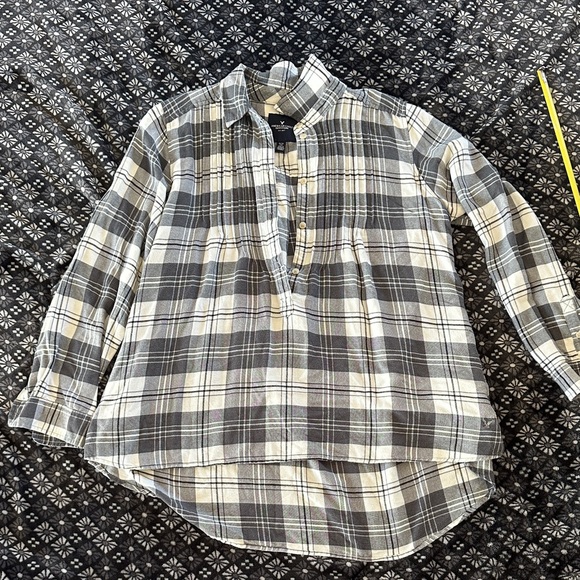 American Eagle Flannel Blouse - Picture 1 of 5
